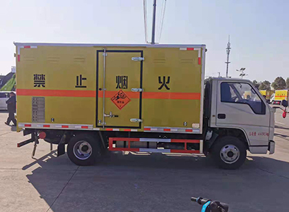 开原爆破器材运输车