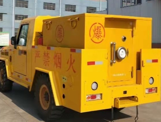 开原凯龙爆破器材运输车：保障爆破任务的安全运行
